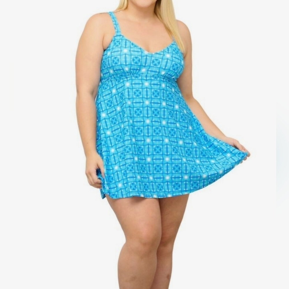 NWT $60 Noon 1 Piece Swim Skirted Bathing Suit White Blue Mosaic Casey Key 18